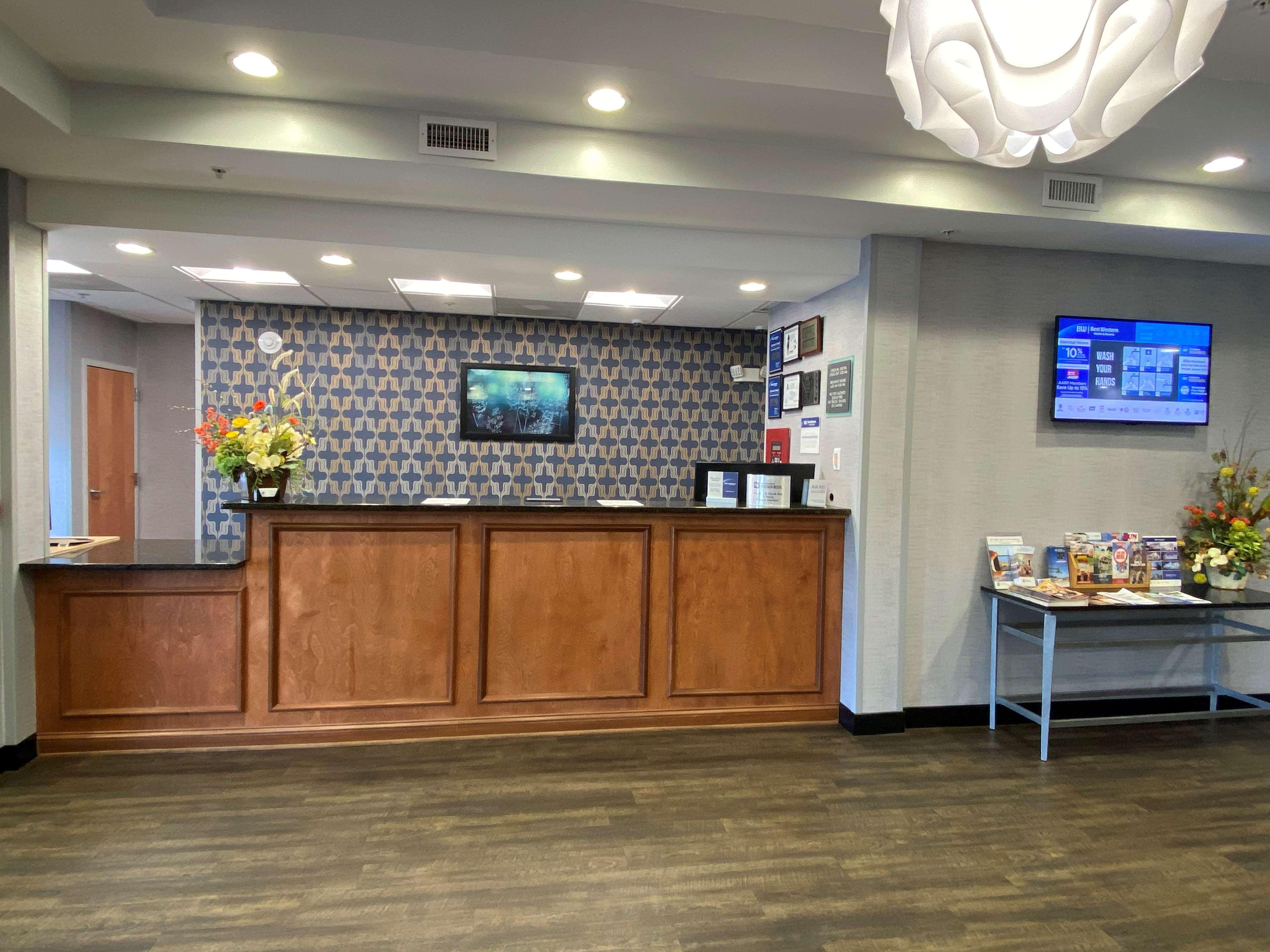 Best Western Smithfield Inn Eksteriør billede