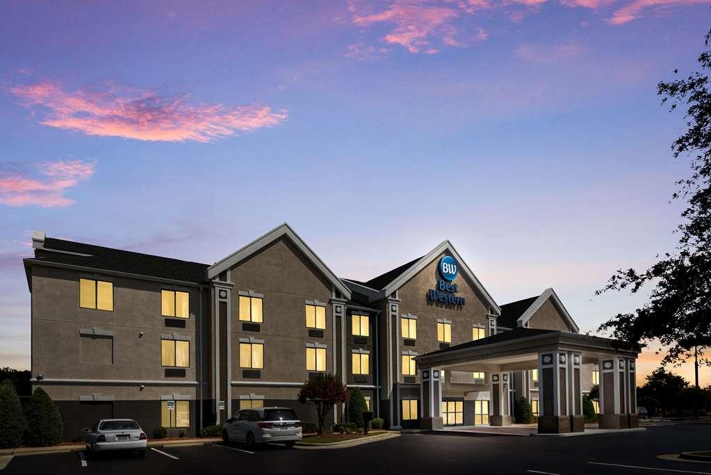 Best Western Smithfield Inn Eksteriør billede